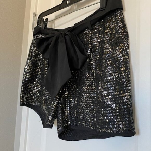 NWT BCBG Max Azria Black Sparkly Sequin Shorts Satin Bow Tie Sz XS - Picture 6 of 10